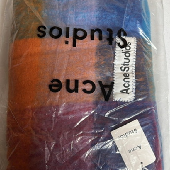 Acne studios scarf - Picture 5 of 5